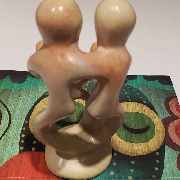 Family Soapstone Authentic Carving - Picture 6 of 7